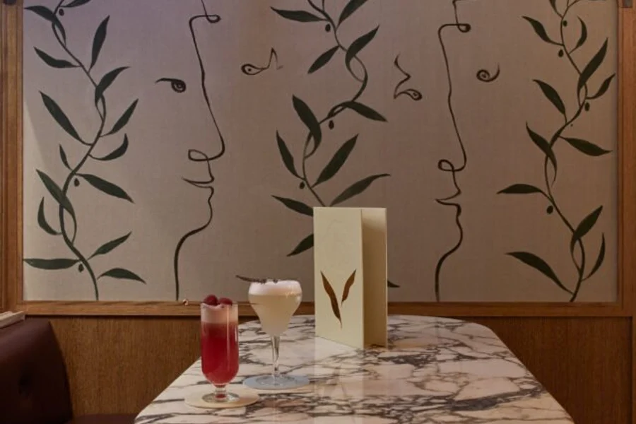 Restaurant Mayfair Le Bar French Bistro Sam Samyuktha Nair Claude Bosi